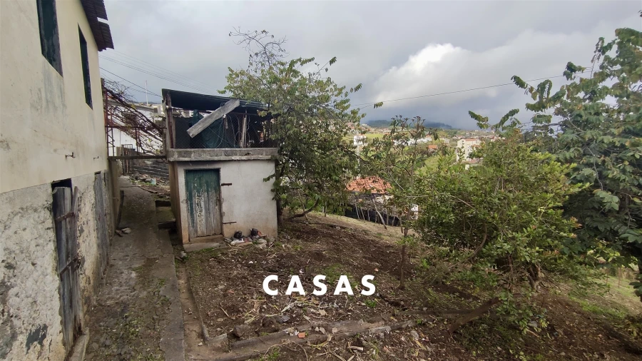 Terreno para Venda em Canhas Foto 14
