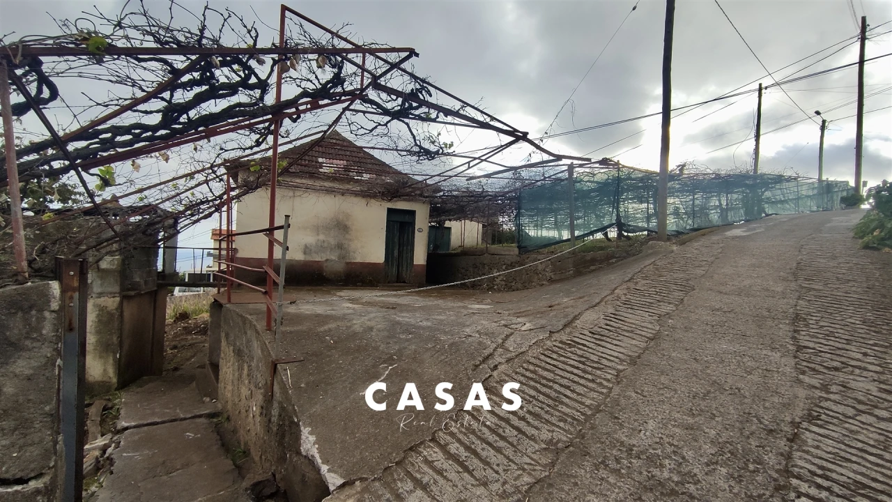 Terreno para Venda em Canhas Foto 37