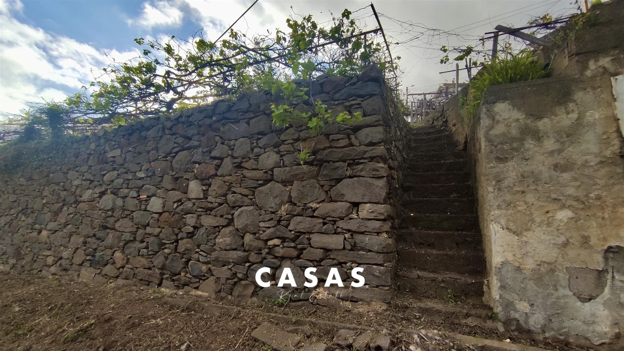 Terreno para Venda em Canhas Foto 22