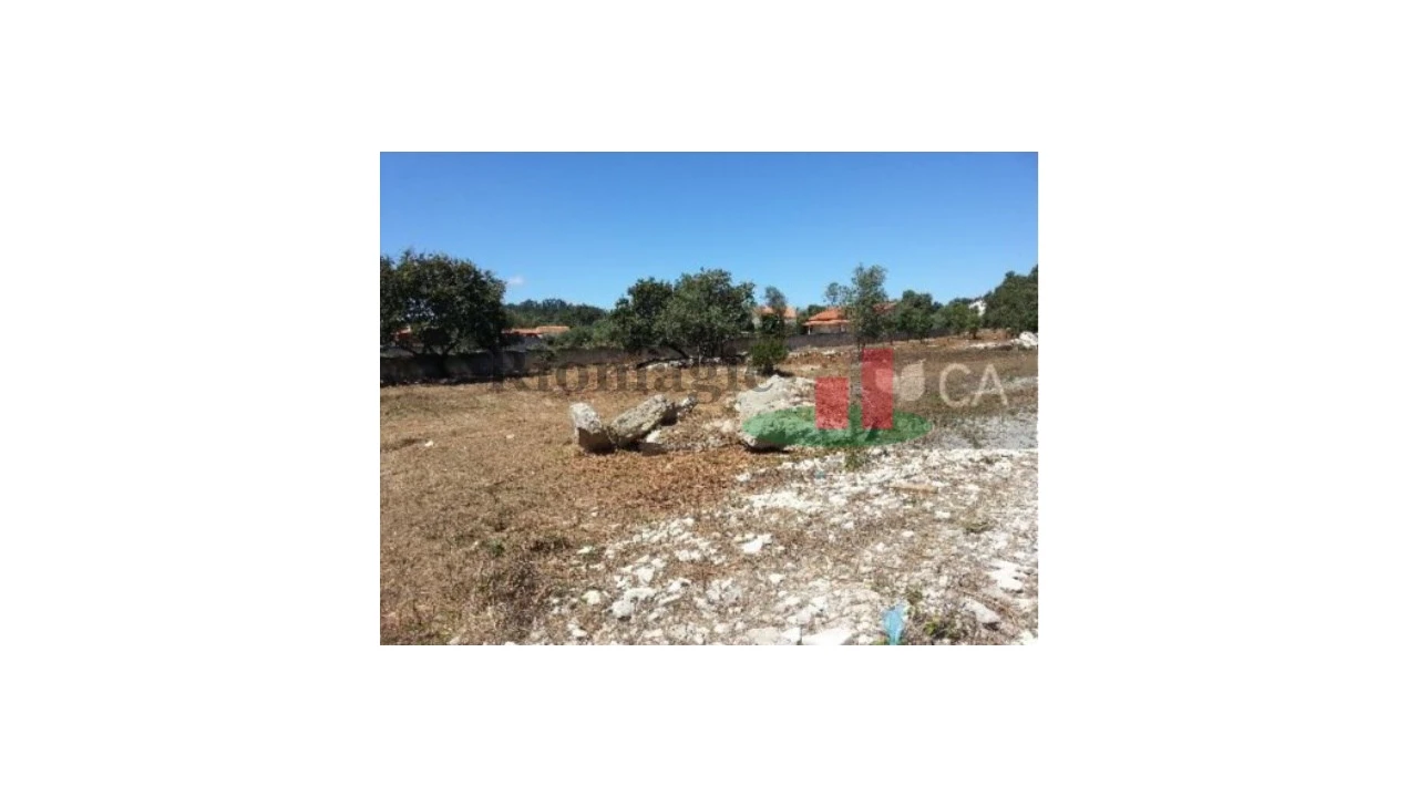 Terreno para Venda em Turquel Foto 1