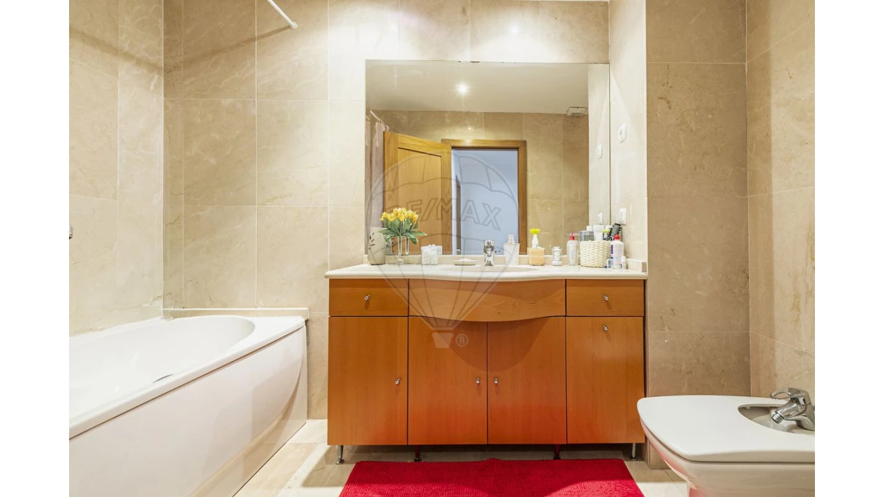 Apartamento T4 para Venda em Parque das Nações Foto 24