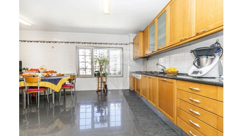 Apartamento T4 para Venda em Parque das Nações