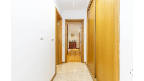 Apartamento T4 para Venda em Parque das Nações