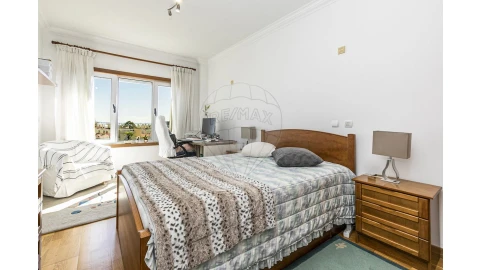 Apartamento T4 para Venda em Parque das Nações