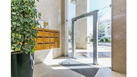 Apartamento T4 para Venda em Parque das Nações