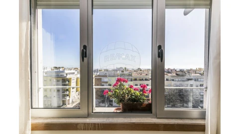 Apartamento T4 para Venda em Parque das Nações