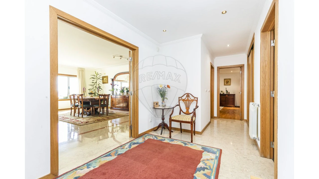 Apartamento T4 para Venda em Parque das Nações Foto 11