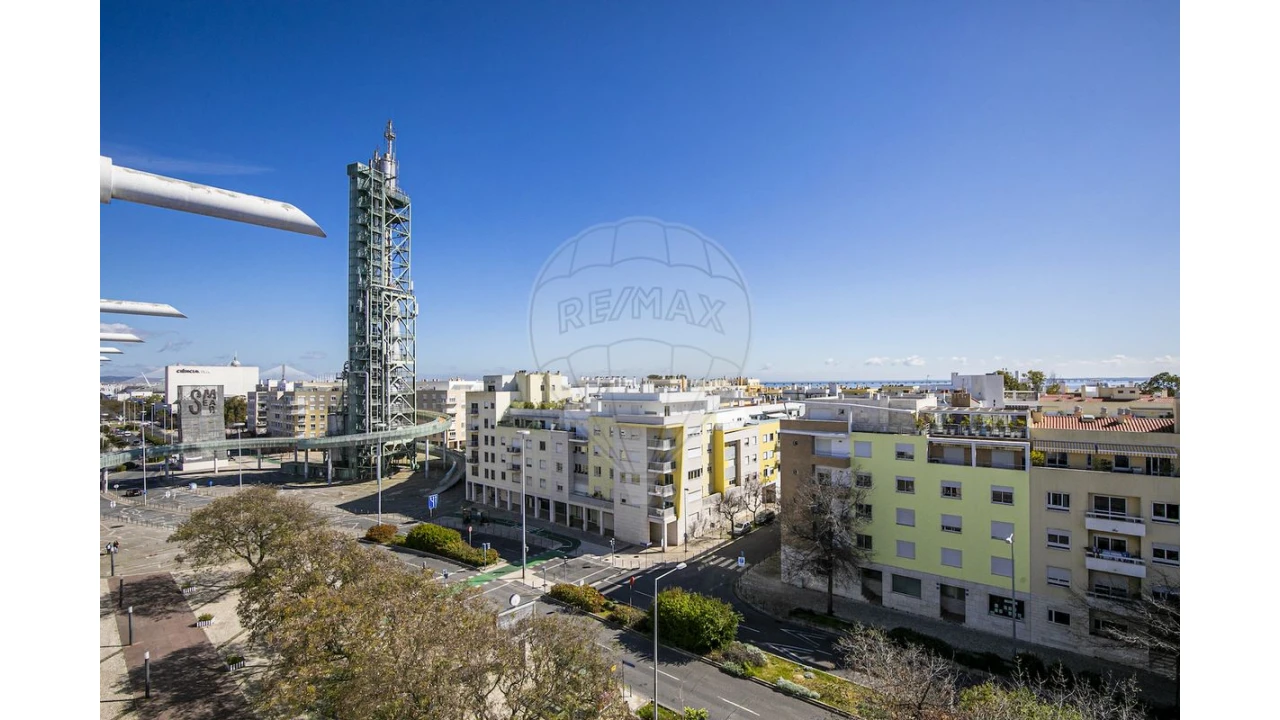 Apartamento T4 para Venda em Parque das Nações Foto 22