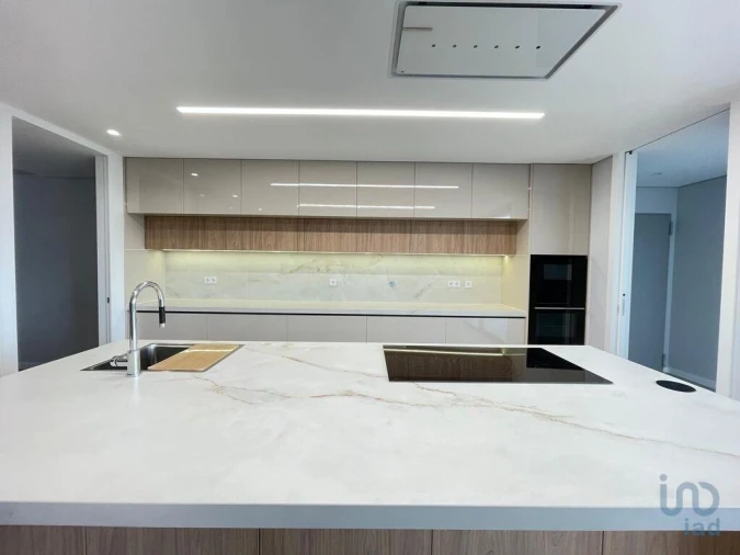 Moradia T3 para Venda em Abade de Neiva Foto 8