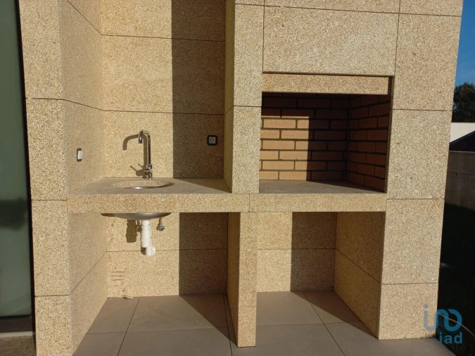 Moradia T3 para Venda em Abade de Neiva Foto 2