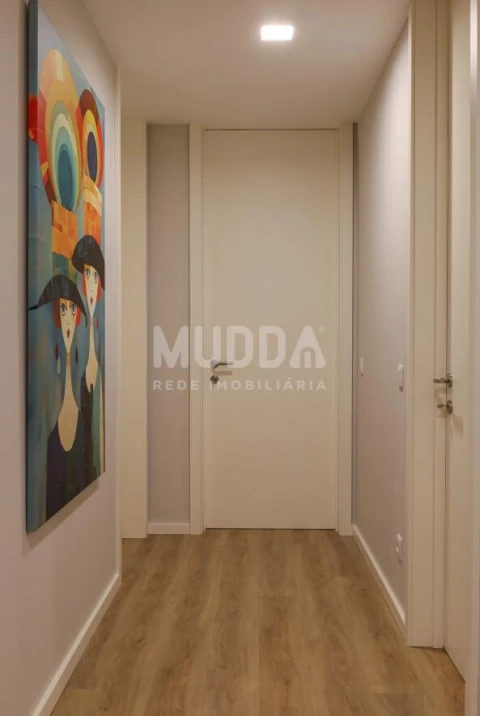 Apartamento T4 para Venda em Requeixo, Nossa Senhora de Fátima e Nariz
