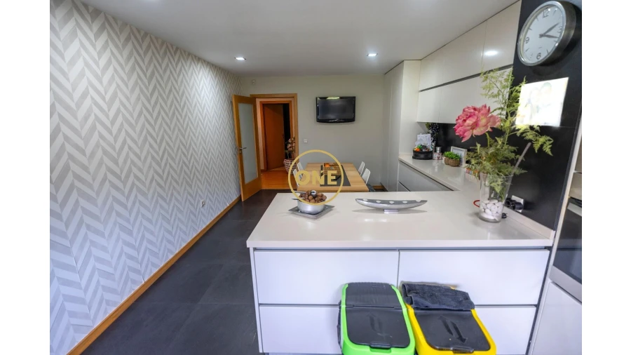 Moradia T4 para Venda em Coronado (São Romão e São Mamede) Foto 4