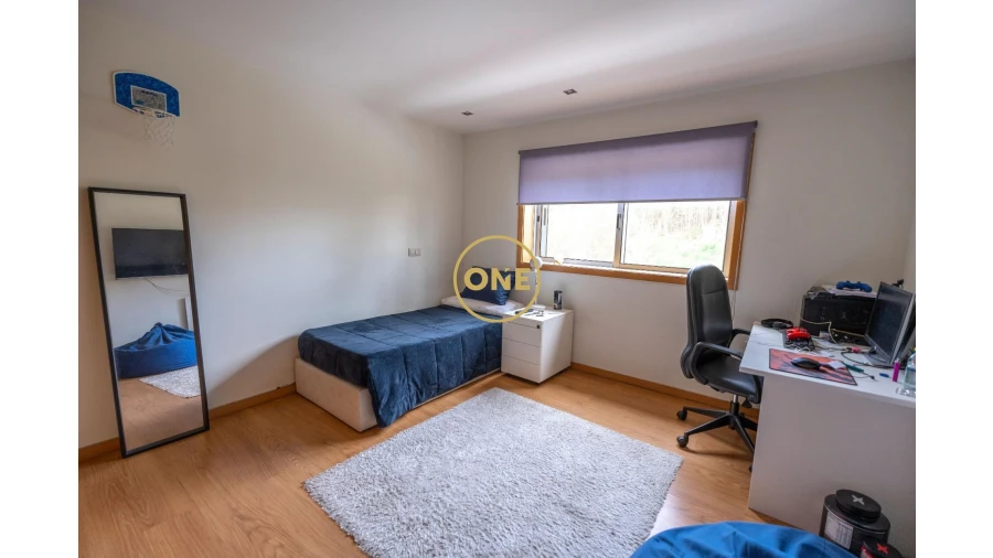 Moradia T4 para Venda em Coronado (São Romão e São Mamede) Foto 5