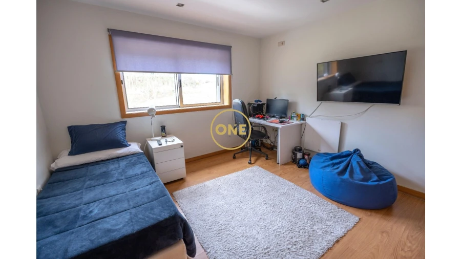 Moradia T4 para Venda em Coronado (São Romão e São Mamede) Foto 6