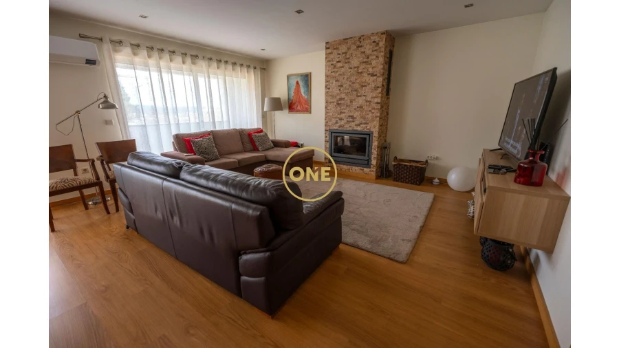 Moradia T4 para Venda em Coronado (São Romão e São Mamede) Foto 37