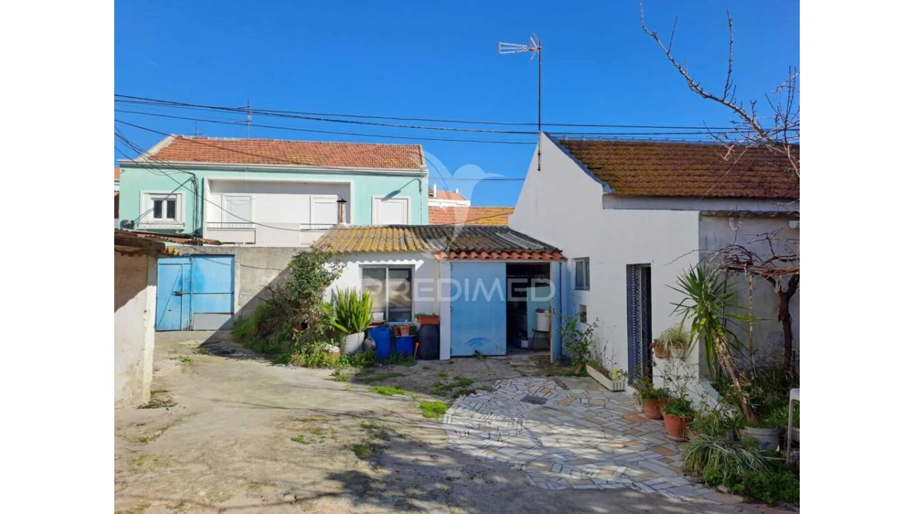 Moradia T2 para Venda em Baixa da Banheira e Vale da Amoreira Foto 11