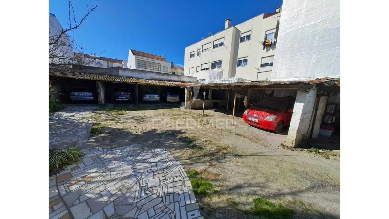 Moradia T2 para Venda em Baixa da Banheira e Vale da Amoreira Foto 7