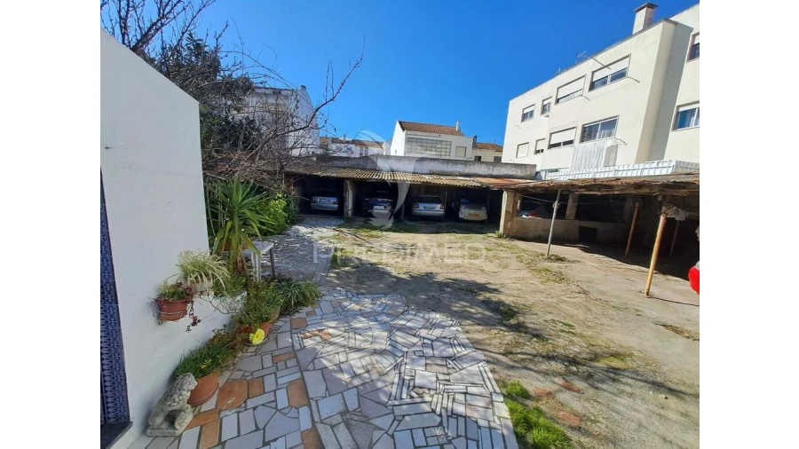 Moradia T2 para Venda em Baixa da Banheira e Vale da Amoreira Foto 6