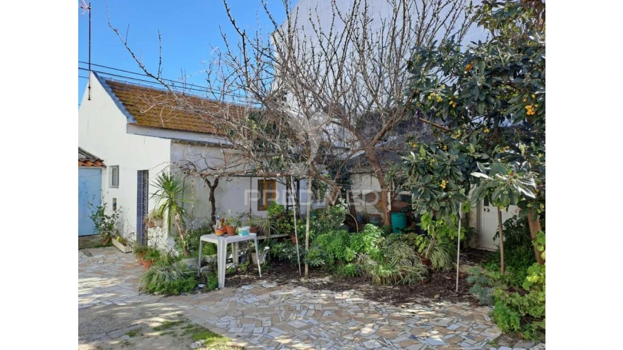 Moradia T2 para Venda em Baixa da Banheira e Vale da Amoreira Foto 14