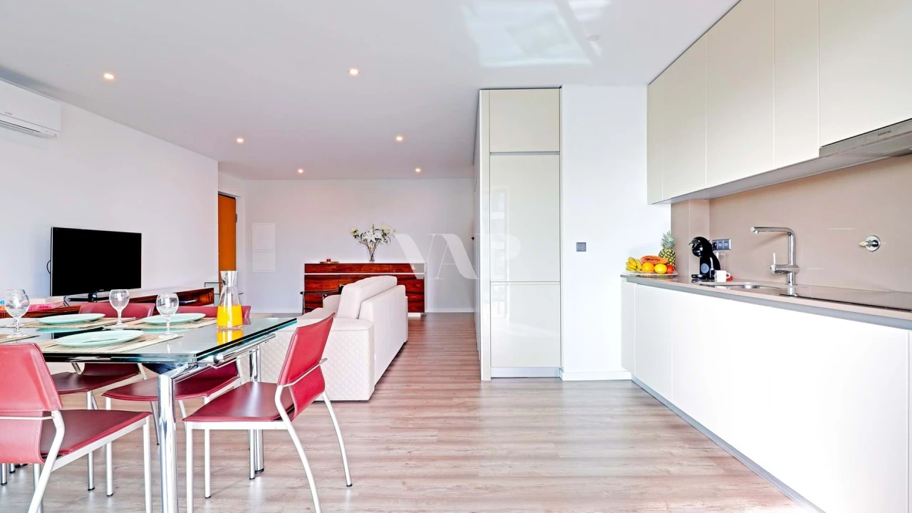 Apartamento T2 para Venda em Quarteira Foto 14