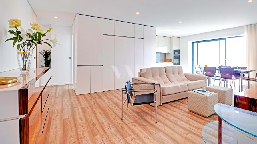 Apartamento T2 para Venda em Quarteira Foto 13