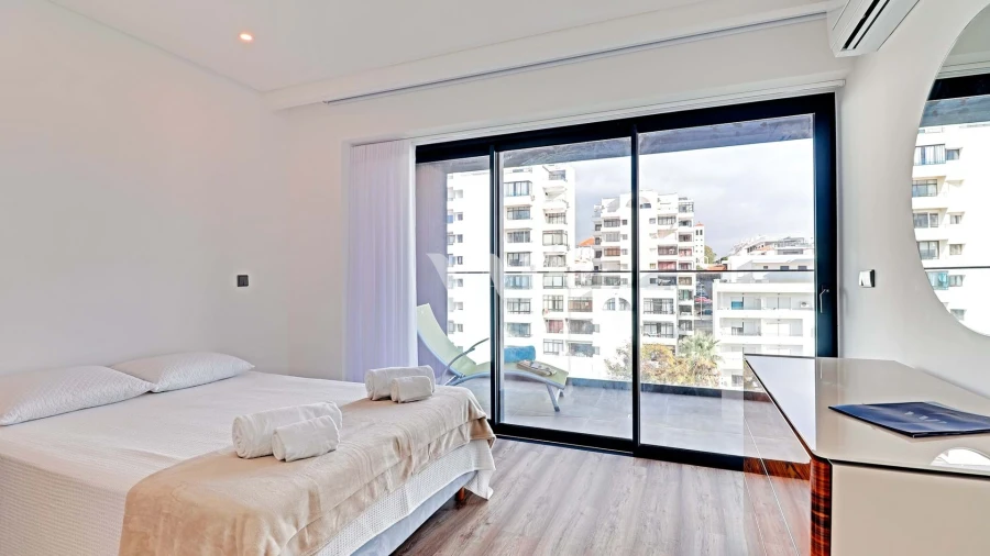 Apartamento T2 para Venda em Quarteira Foto 18