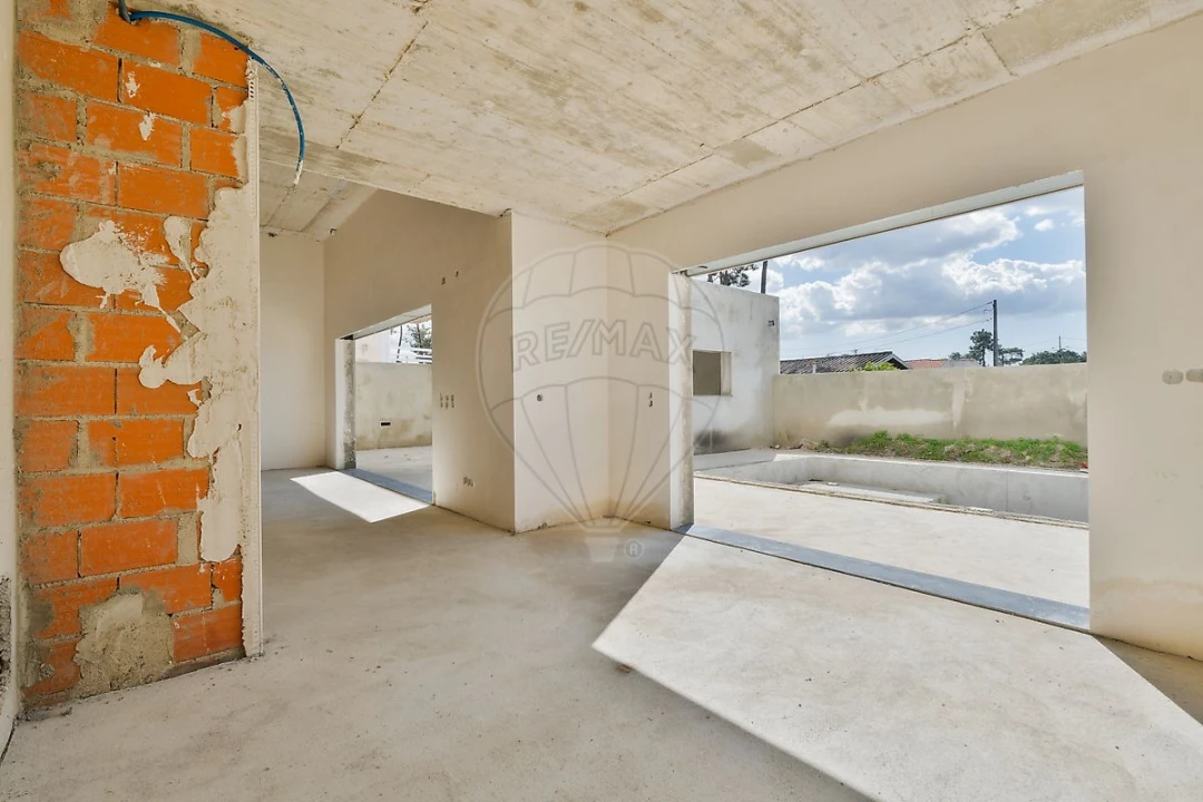Moradia T5 para Venda em Azeitão (São Lourenço e São Simão) Foto 3