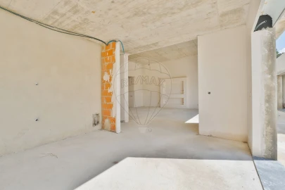 Moradia T5 para Venda em Azeitão (São Lourenço e São Simão)