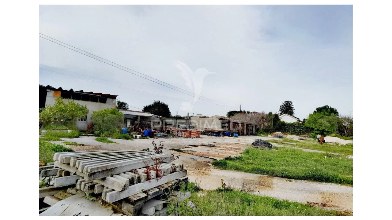 Armazém para Venda em Alcanena e Vila Moreira Foto 19