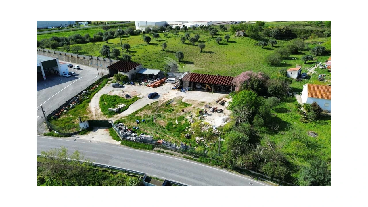 Armazém para Venda em Alcanena e Vila Moreira Foto 2