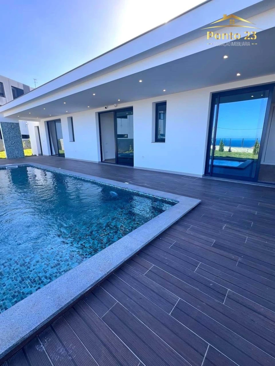 Moradia T3 para Venda em Agua de Pena Foto 11