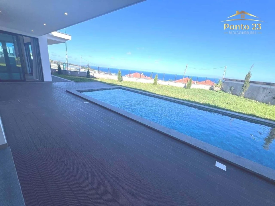 Moradia T3 para Venda em Agua de Pena Foto 2