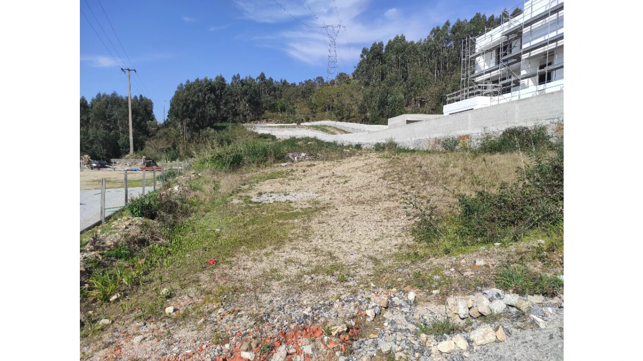 Terreno para Venda em Vandoma Foto 2