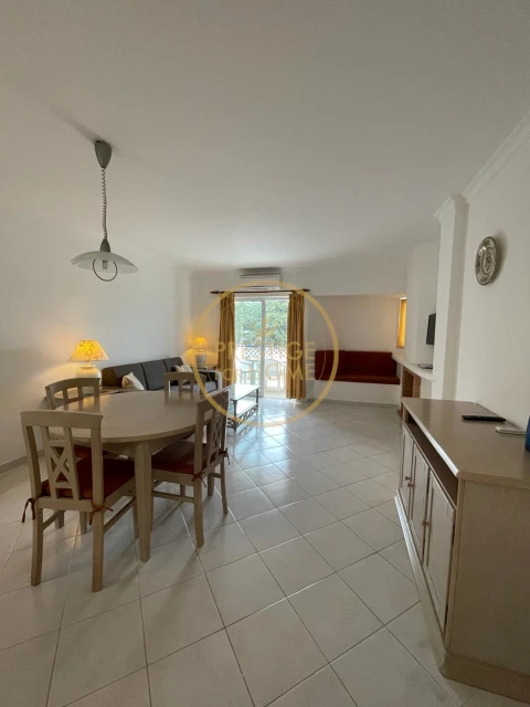 Apartamento T2 para Venda em Albufeira e Olhos de Água