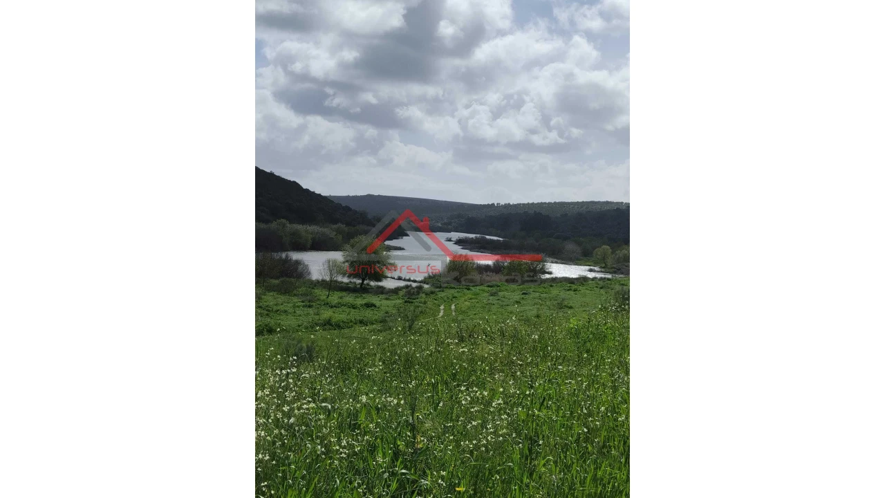 Quinta T0 para Venda em Salvada e Quintos Foto 6