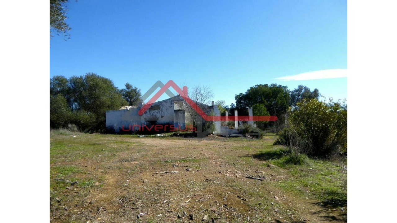 Quinta T0 para Venda em Salvada e Quintos Foto 2