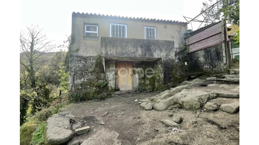 Moradia T2 para Venda em Sampriz Foto 2