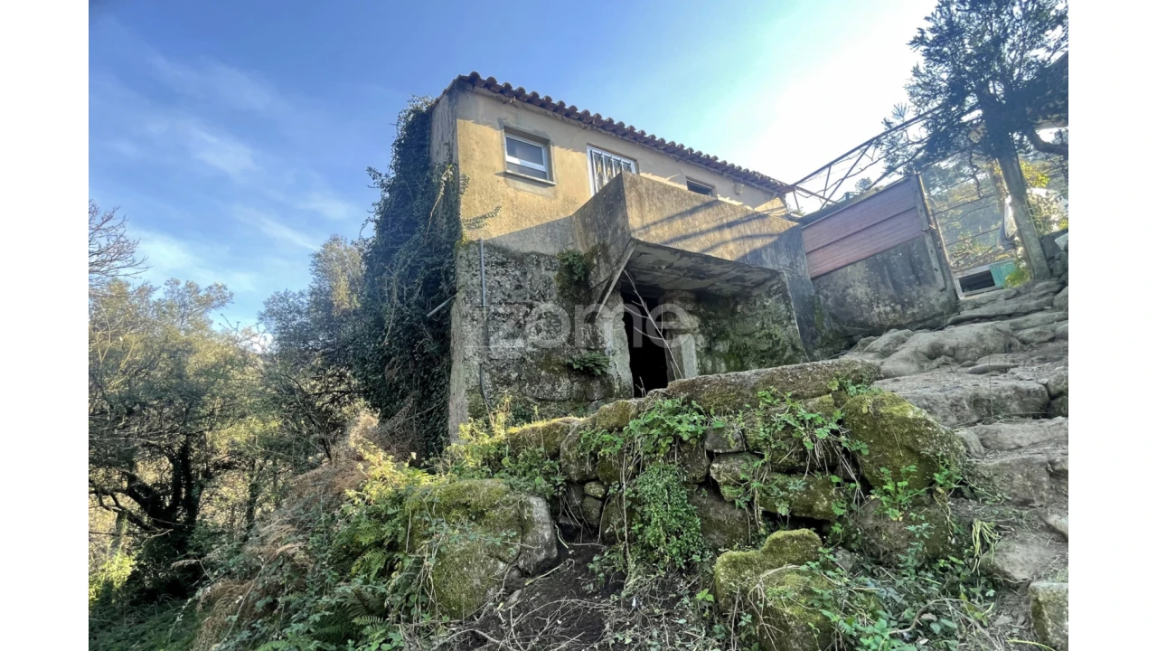 Moradia T2 para Venda em Sampriz Foto 4