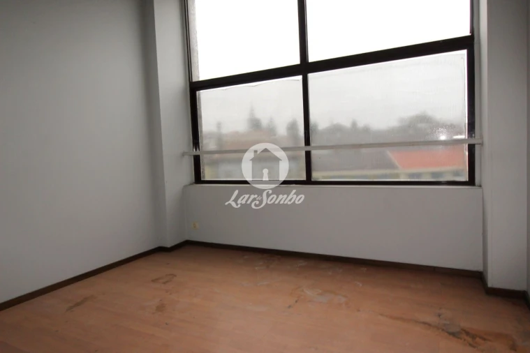 Escritório para Venda em Fafe Foto 13