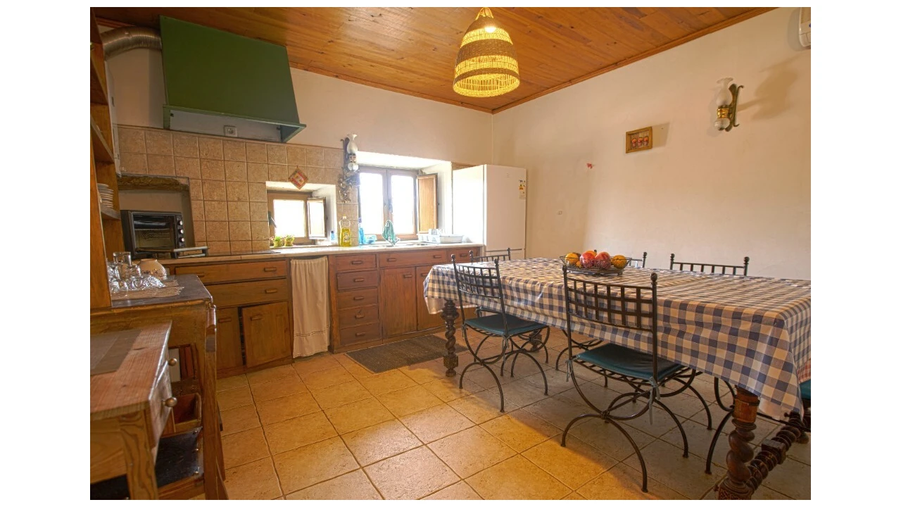 Moradia T3 para Venda em Chãos Foto 18