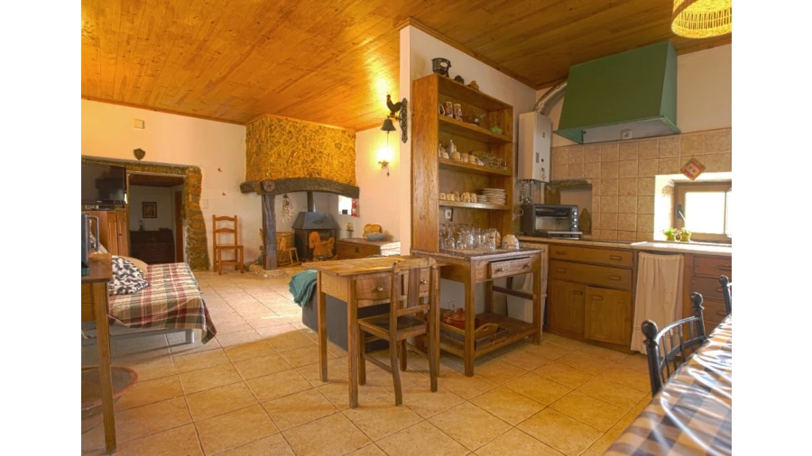 Moradia T3 para Venda em Chãos Foto 16