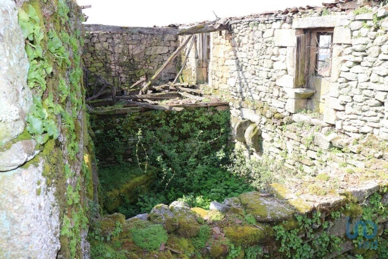 Moradia para Venda em Mouçós e Lamares Foto 14