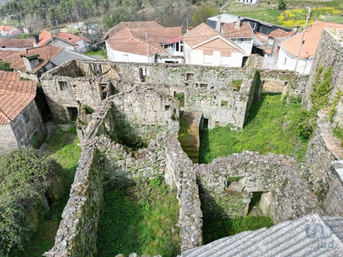 Moradia para Venda em Mouçós e Lamares Foto 9