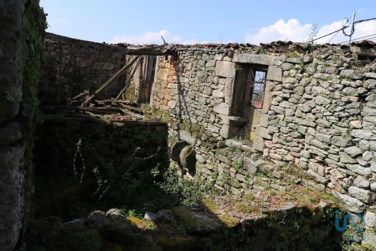 Moradia para Venda em Mouçós e Lamares Foto 15