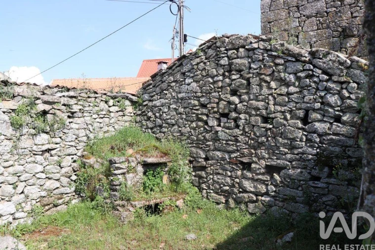 Moradia para Venda em Mouçós e Lamares Foto 24