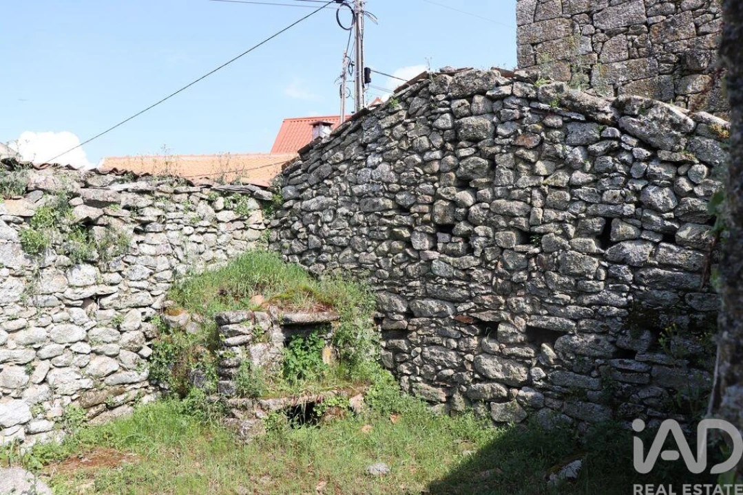 Moradia para Venda em Mouçós e Lamares Foto 16