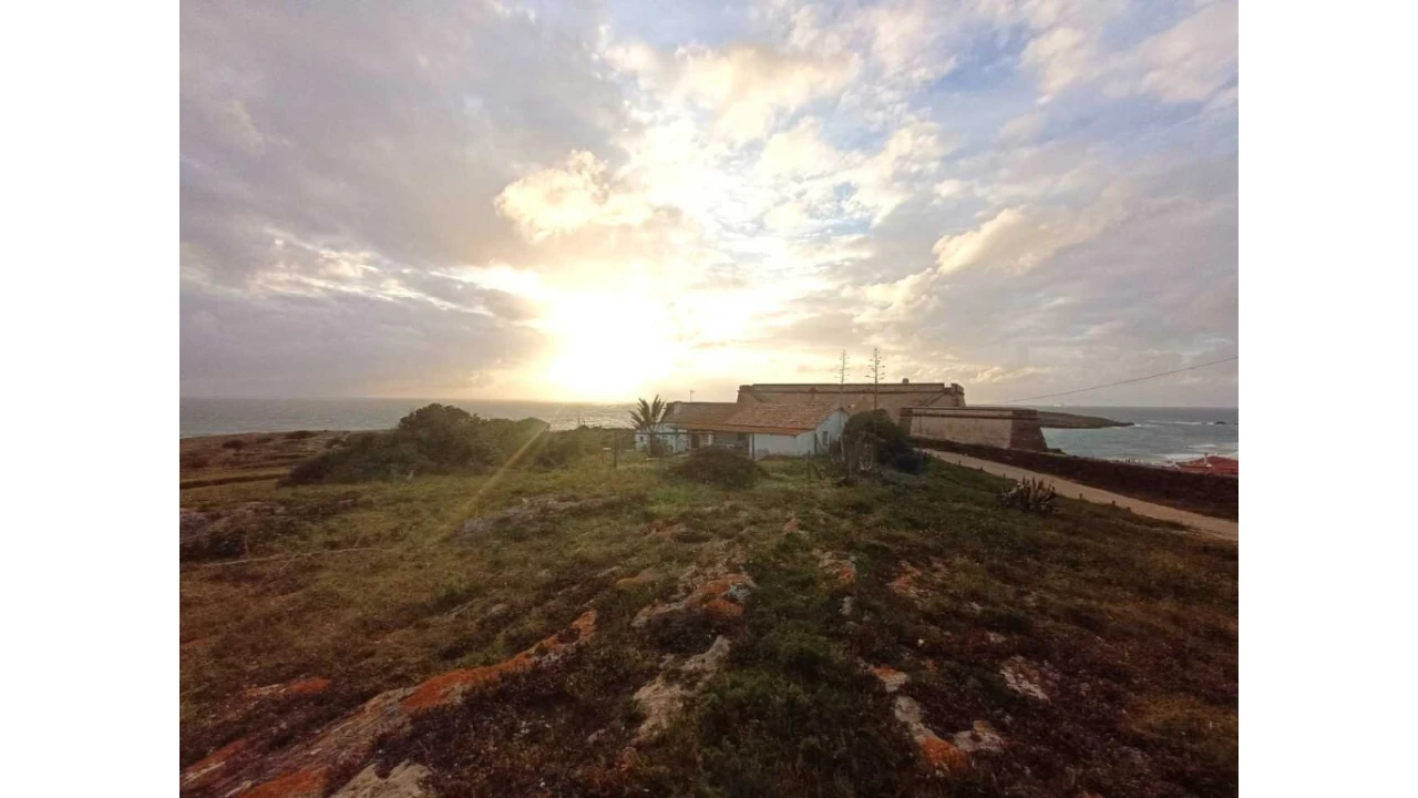 Moradia T5 para Venda em Porto Covo Foto 2