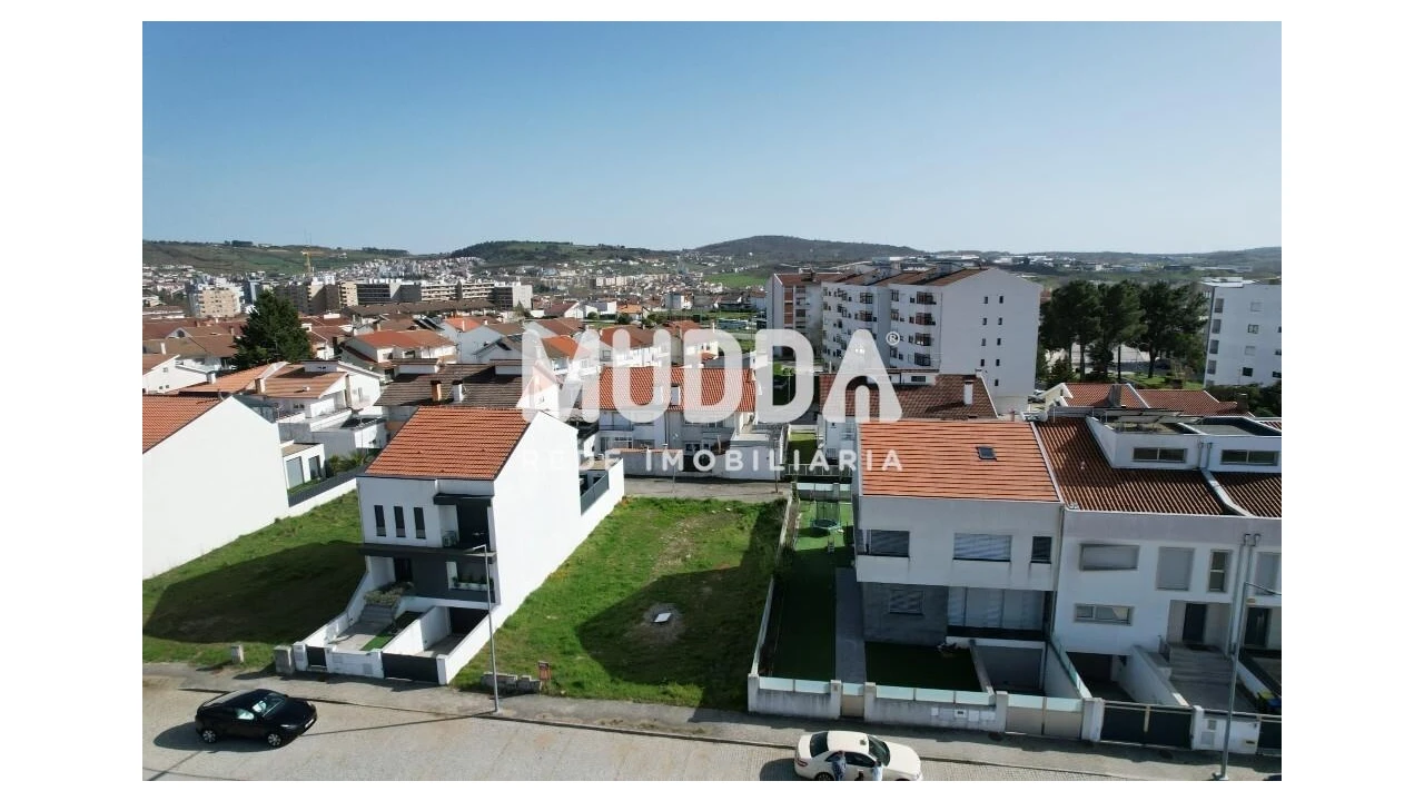 Terreno para Venda em Sé, Santa Maria e Meixedo Foto 9