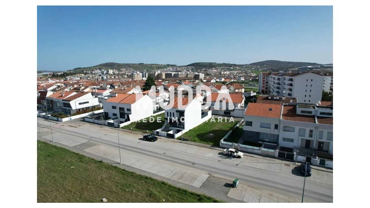 Terreno para Venda em Sé, Santa Maria e Meixedo Foto 8