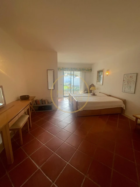 Apartamento T2 para Venda em Albufeira e Olhos de Água